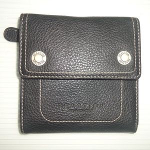 REACTION KENNETHOOLE Men'a Black Wallet Size-4x4.5 in